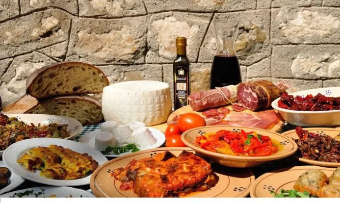 Locandina Sagra del croxetto e dell’asado a Varese Ligure (La spezia)