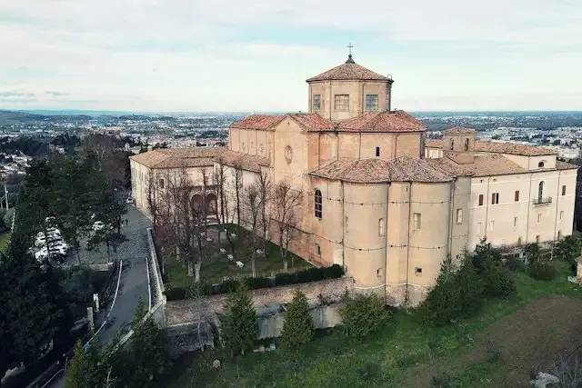 Mille Anni Dell'Abbazia del Monte – foto © FAI – Fondo Ambiente Italiano