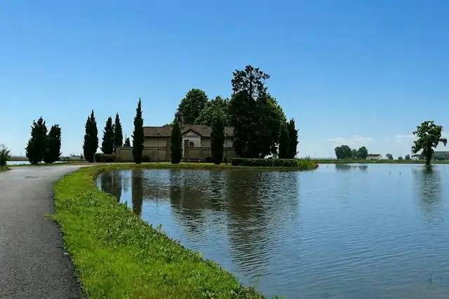 Chiesa e Oratorio della Madonna del Latte a Gionzana – foto © FAI – Fondo Ambiente Italiano