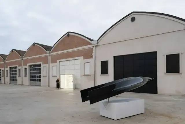 Mae Museum - il Primo Museo D'Europa Dedicato alla Fibra di Carbonio – foto © FAI – Fondo Ambiente Italiano