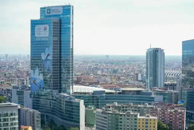 Palazzo Lombardia – foto © FAI – Fondo Ambiente Italiano