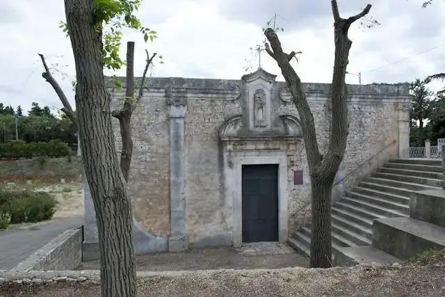 Acqua e Pietra: Madonna della Grotta, Gravinelle, Neviera – foto © FAI – Fondo Ambiente Italiano