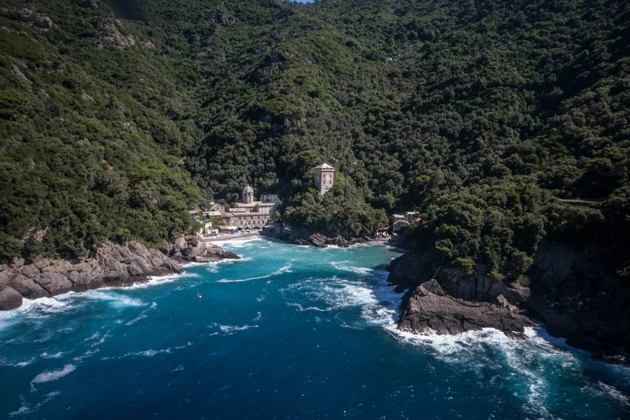 Ti racconto l'abbazia – Abbazia Di San Fruttuoso, Camogli (Genova). Foto: FAI - Fondo Ambiente Italiano / FAI
