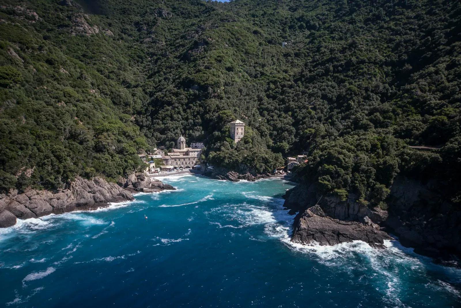 Ti racconto l'abbazia – Abbazia Di San Fruttuoso, Camogli (Genova). Foto: FAI - Fondo Ambiente Italiano / FAI