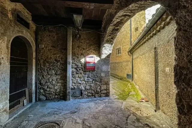 Percorso nel Borgo: sulle Tracce del Medioevo – foto © FAI – Fondo Ambiente Italiano