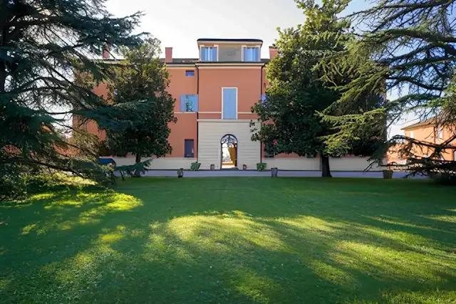Villa Forni – foto © FAI – Fondo Ambiente Italiano