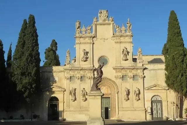 Cimitero Monumentale e Chiesa dei S.S. Niccolò e Cataldo – foto © FAI – Fondo Ambiente Italiano