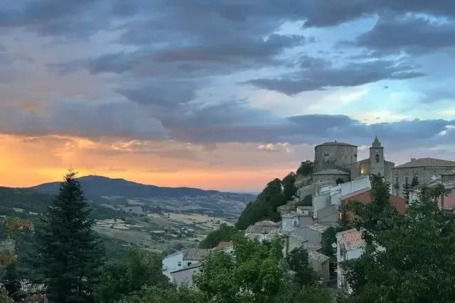 Racconti Itineranti All'Ombra del Castello di Montazzoli – foto © FAI – Fondo Ambiente Italiano
