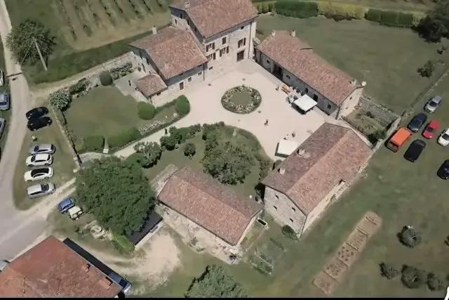 Casaforte Nussi Deciani: il Trono Papale e la Via delle Erbe – foto © FAI – Fondo Ambiente Italiano