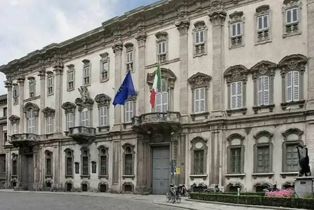 Palazzo Cusani – foto © FAI – Fondo Ambiente Italiano