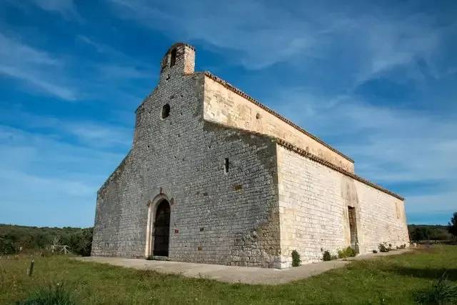 Chiesa S. Maria di Devia – foto © FAI – Fondo Ambiente Italiano