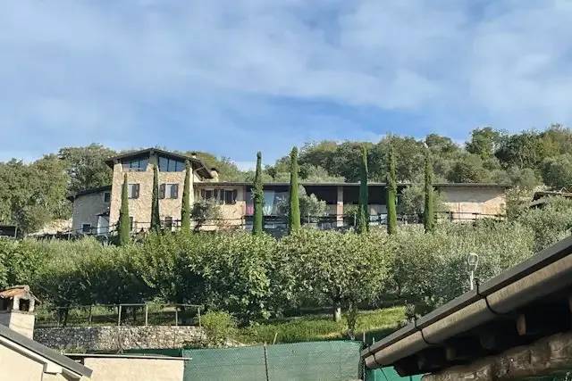 L'Arte nella Cantina Majolini – foto © FAI – Fondo Ambiente Italiano