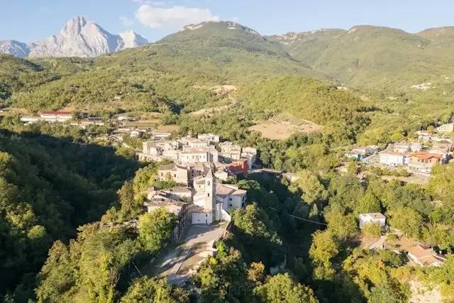 Tossicia Racconta: Strati di Storia in un Borgo – foto © FAI – Fondo Ambiente Italiano