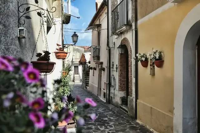 Rogliano e il Suo Centro Storico – foto © FAI – Fondo Ambiente Italiano