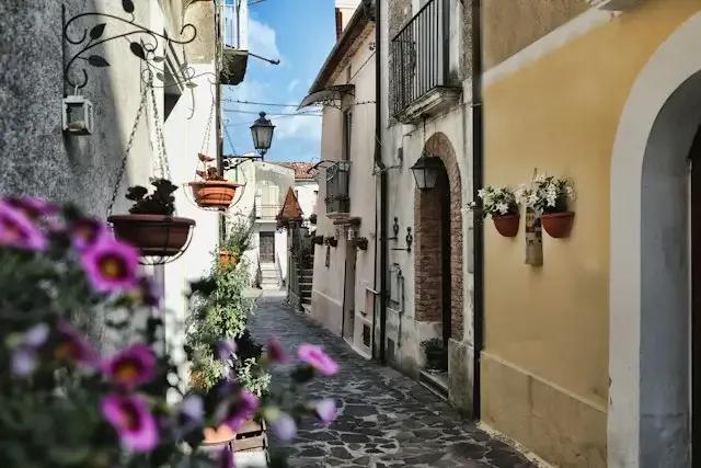 Rogliano e il Suo Centro Storico – foto © FAI – Fondo Ambiente Italiano