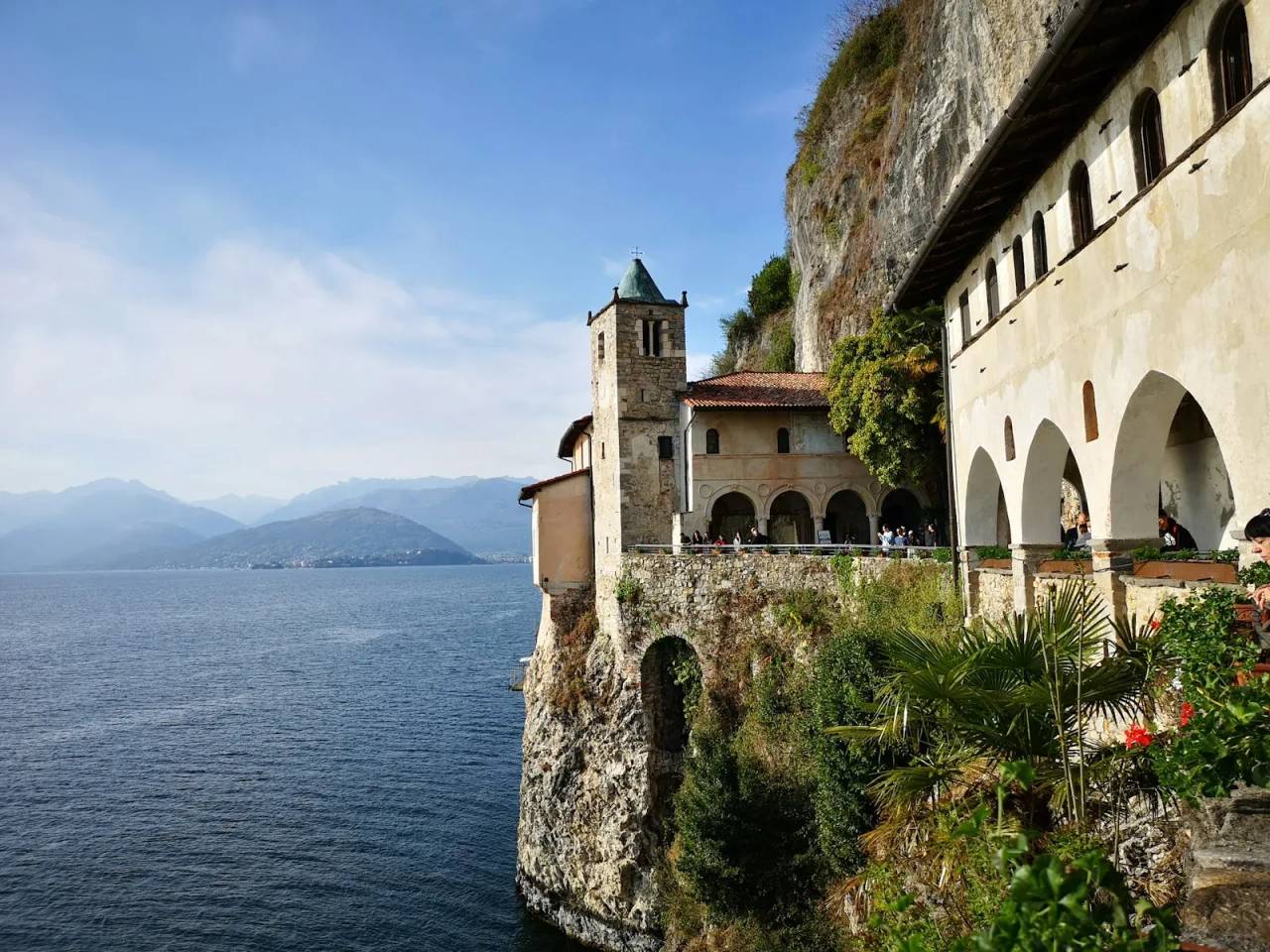 Alla scoperta dell'Eremo di Santa Caterina del Sasso – Villa Della Porta Bozzolo, Casalzuigno (Varese). Foto: @FAI / Archivio FAI