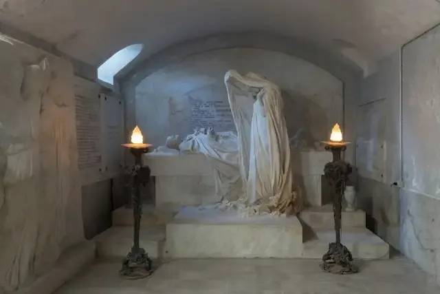 Cappella Bricherasio – foto © FAI – Fondo Ambiente Italiano