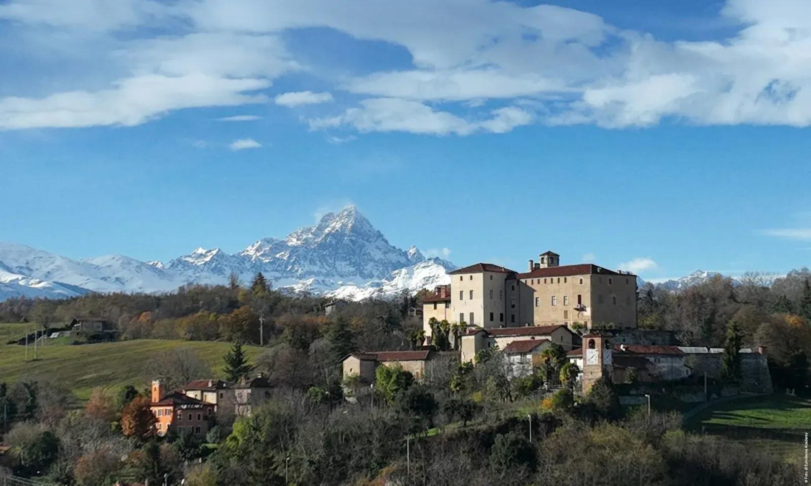 Vie di Natura e Cultura – Castello Della Manta, Manta (Cuneo). Foto: FAI / Archivio FAI