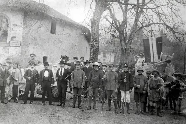 Storia di Cocquio-Trevisago, Personaggi e Immagini D'Epoca – foto © FAI – Fondo Ambiente Italiano