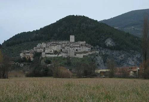 Arrone (TR)