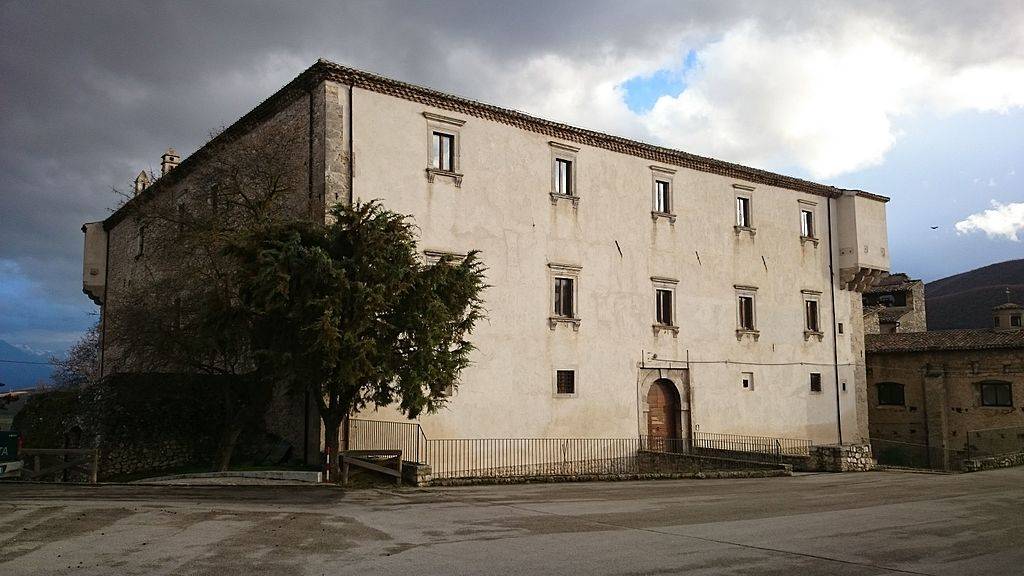 Palazzo Baronale Santucci a Navelli