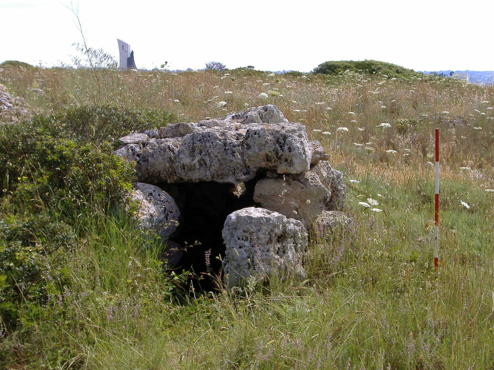 Dolmen Argentina-Graziadei - Monumento Megalitico