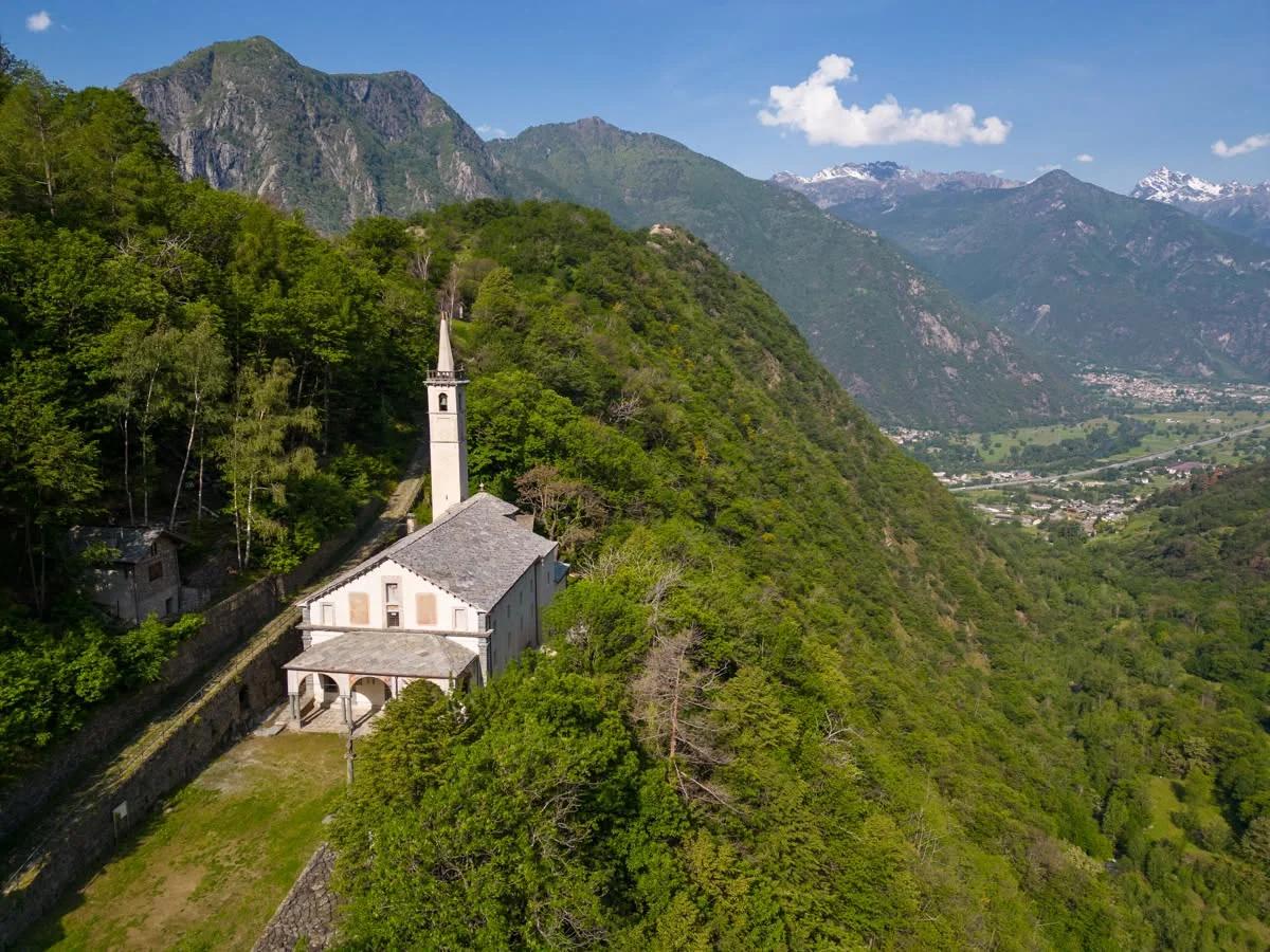 Santuario Madonna delle Nevi di Machaby a Arnad