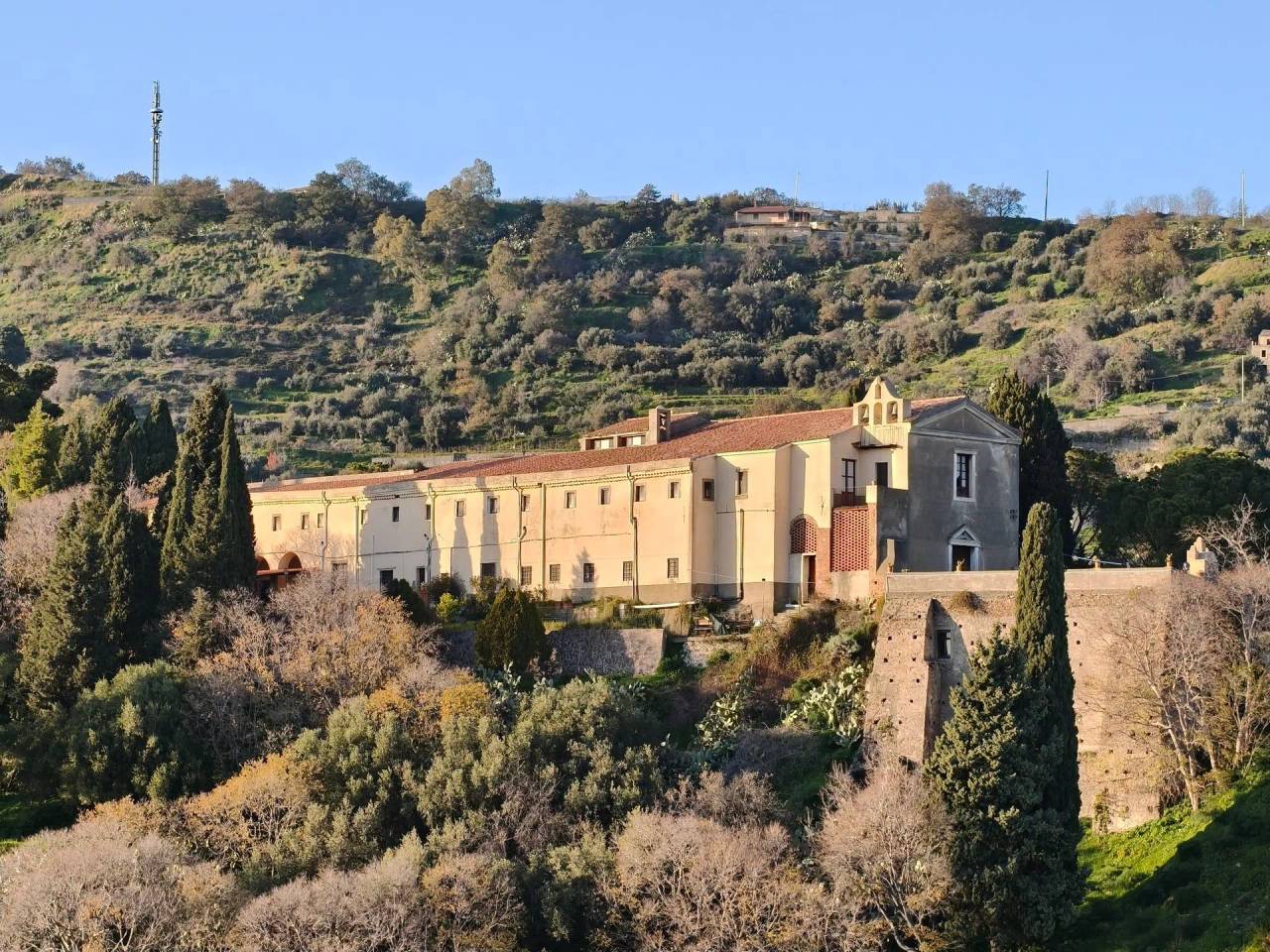 Convento dei Cappuccini e Catacombe a Savoca