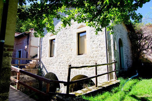 Palazzo Fontana e Museo dell'Acqua a Villetta Barrea