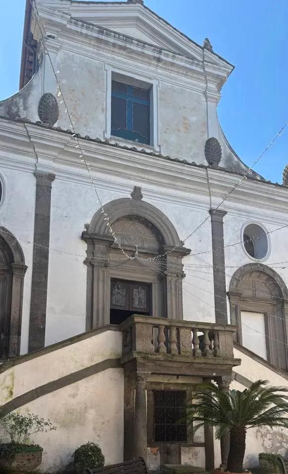 Facciata della Chiesa di Santa Maria Assunta in Cielo a Bomarzo