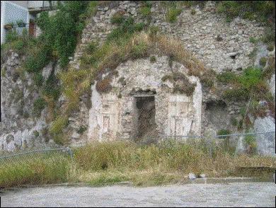 Resti della Chiesa Matrice dei Santi Pietro e Paolo a Viggiano